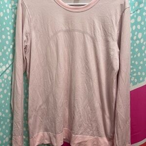 Light Pink Long Sleeve swiftely Top